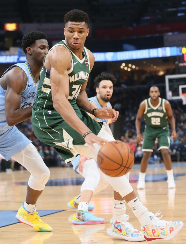 球场是否意 球场是否意