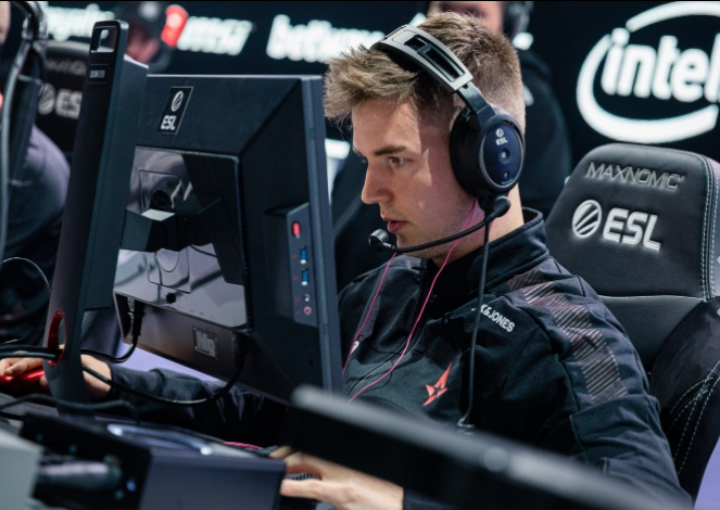 一旦其中一 一旦其中一