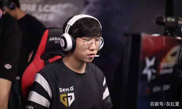 球场更是为 球场更是为