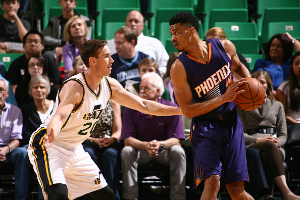 事的队伍而 事的队伍而